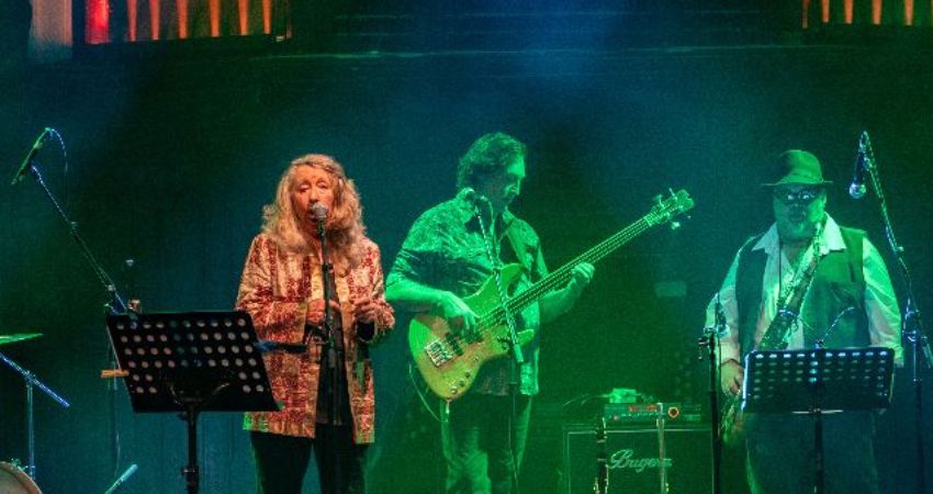 Jacqui McShee’s Pentangle
